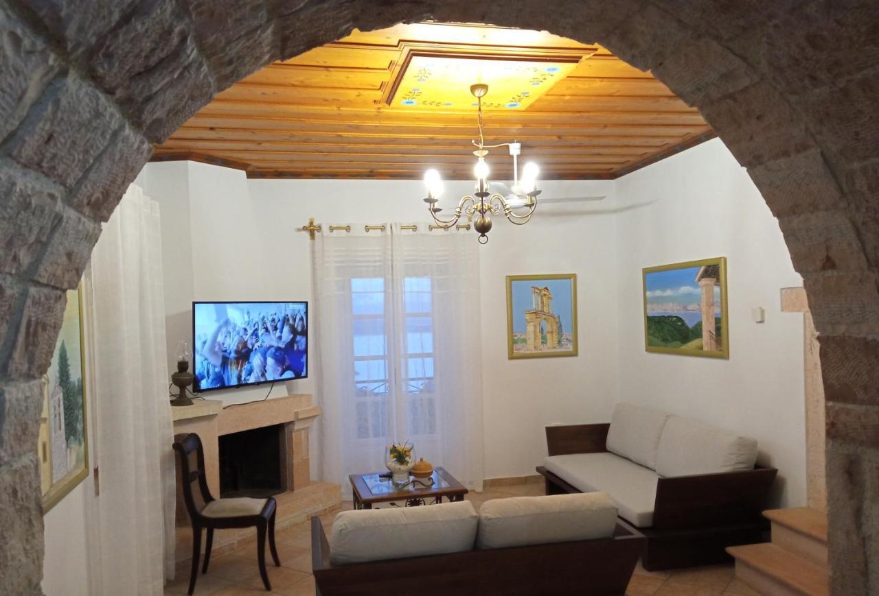 Traditional Stone Villa Olympia Viggla Exterior foto