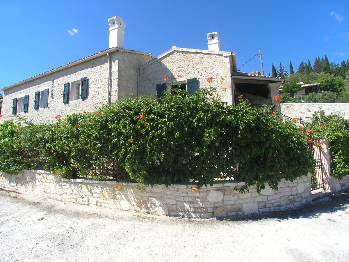Traditional Stone Villa Olympia Viggla Exterior foto
