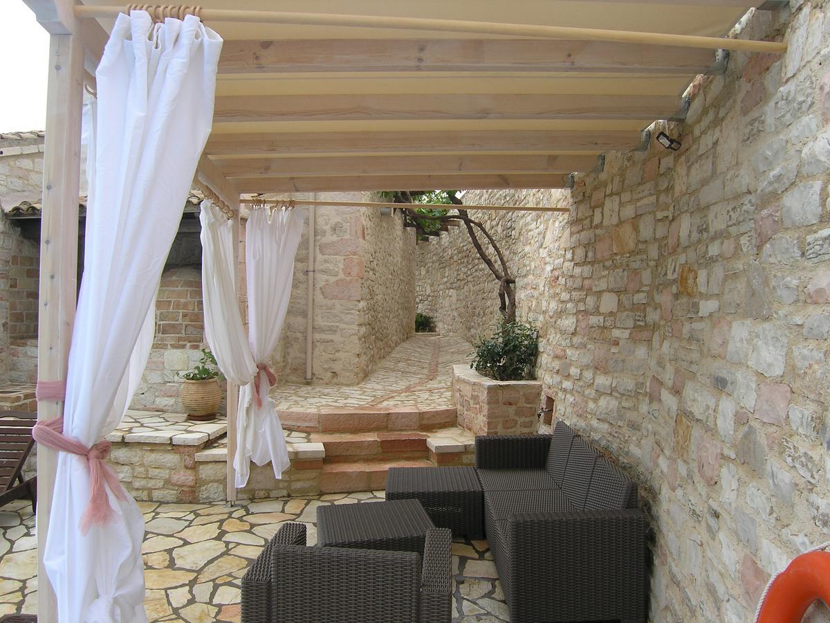 Traditional Stone Villa Olympia Viggla Exterior foto